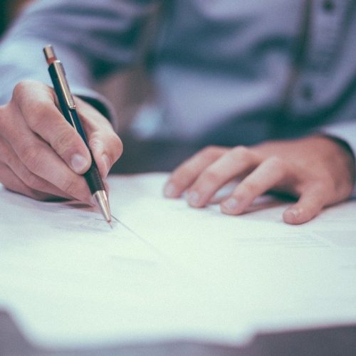 sign-contracts-e1561620965475